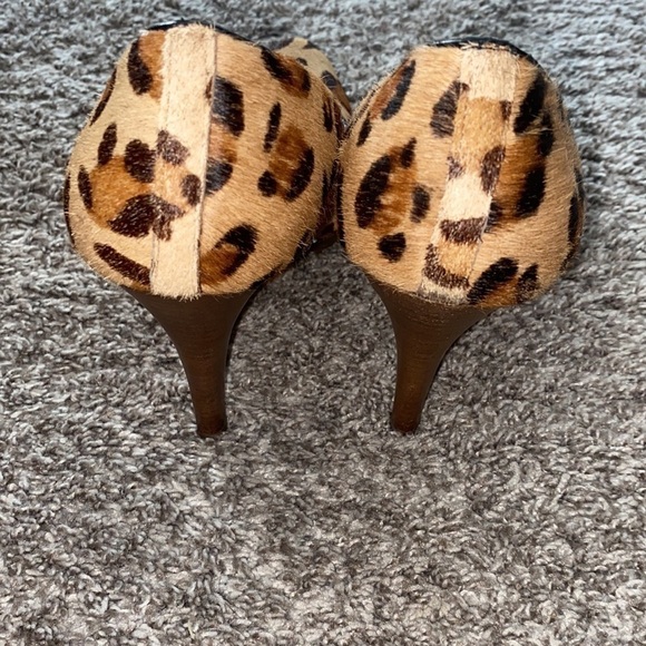 Steve Madden Rummble Leopard Calf Hair Heels - Picture 4 of 10